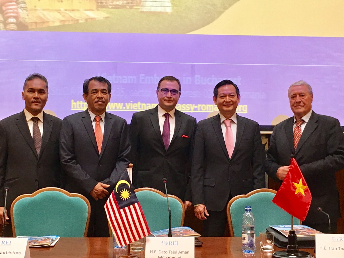 Marcarea celei de-a 50 –a aniversari a ASEAN